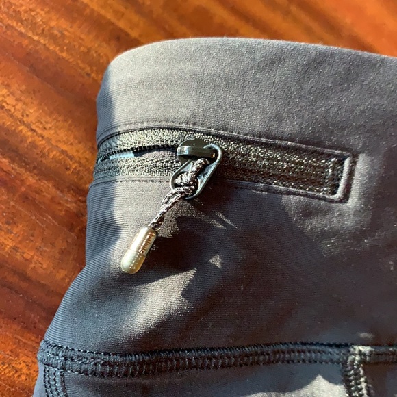 Lululemon - size 2 leggings - Picture 4 of 12